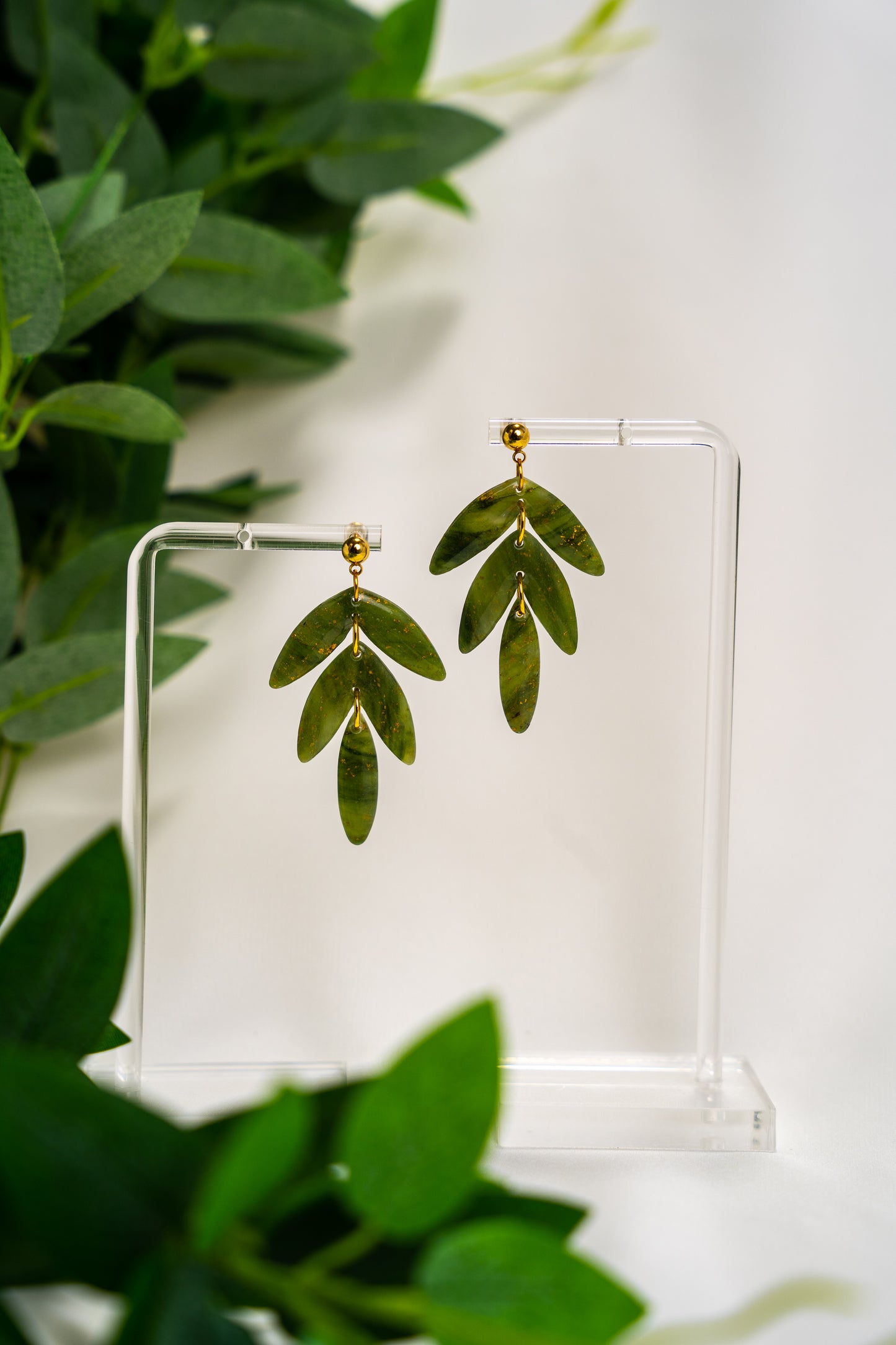 Three piece green forest marble leaf dangle