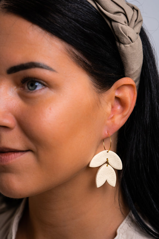 Flower leaf hoops